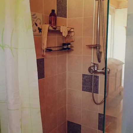 Lihtne Ja Hubane Saunamaja Paralepas Paralepa