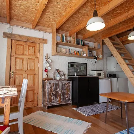 Semesterbostad Lihtne Ja Hubane Saunamaja Paralepas Paralepa